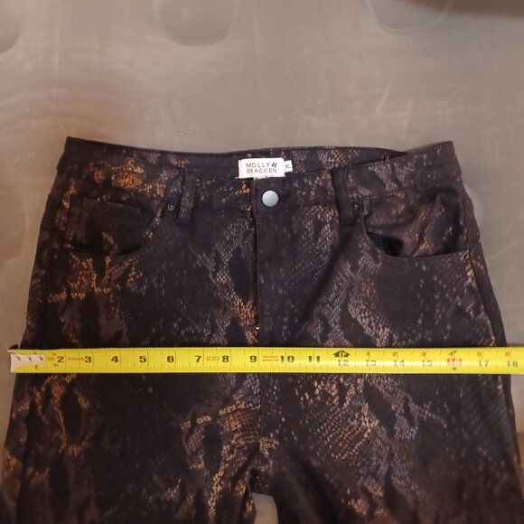 Molly Bracken Metallic Snake Print Stretch Jeans - Picture 4 of 6